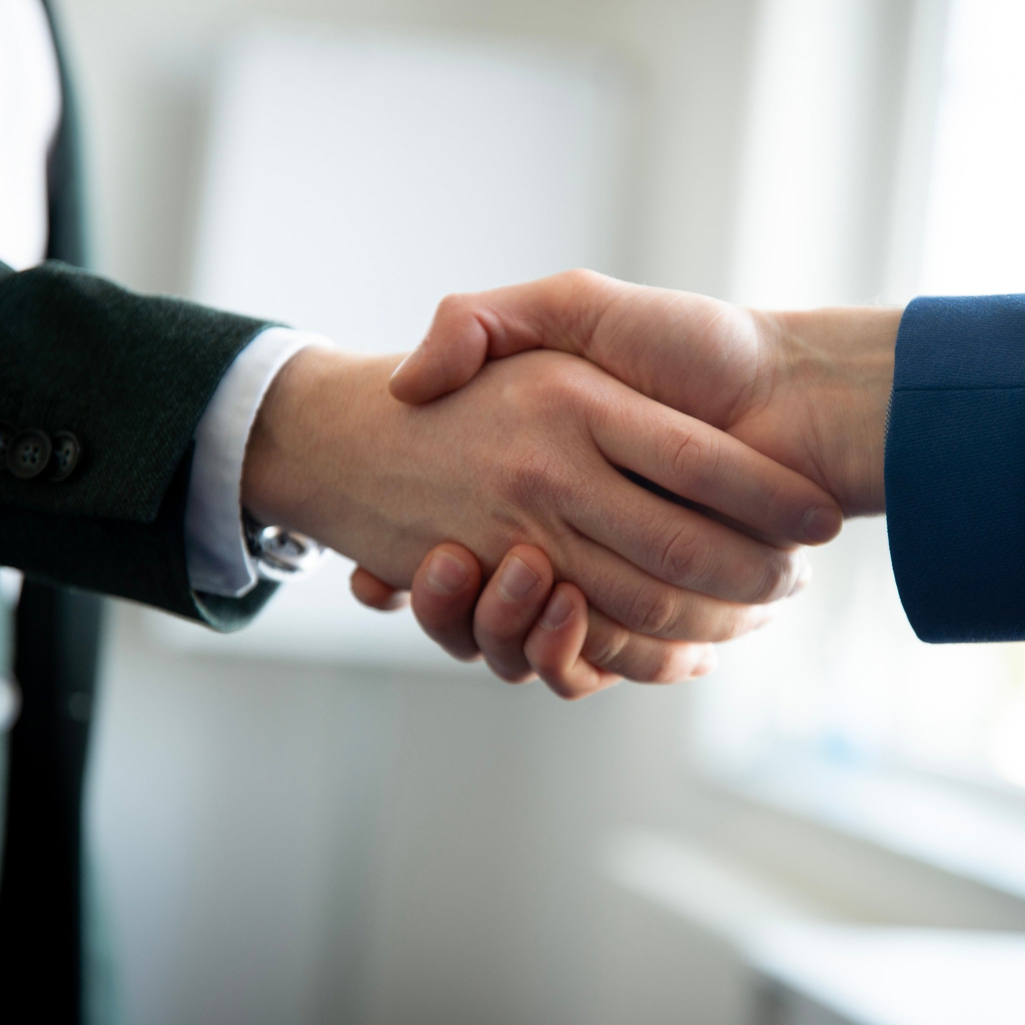 Sicher Abschließen im Vertrieb: Einwandbehandlung, Commitment & Closing